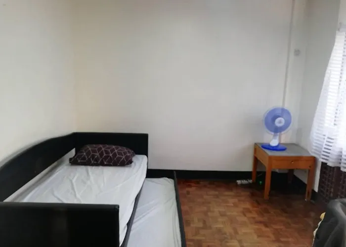 Hostel Project 7 Vacation Rentals *