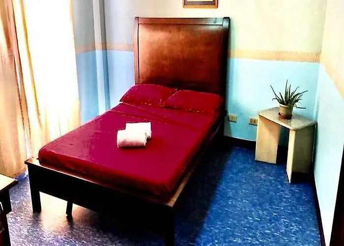 Hostel Project 7 Vacation Rentals