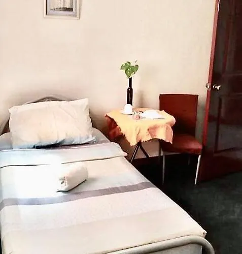 Hostel Project 7 Vacation Rentals